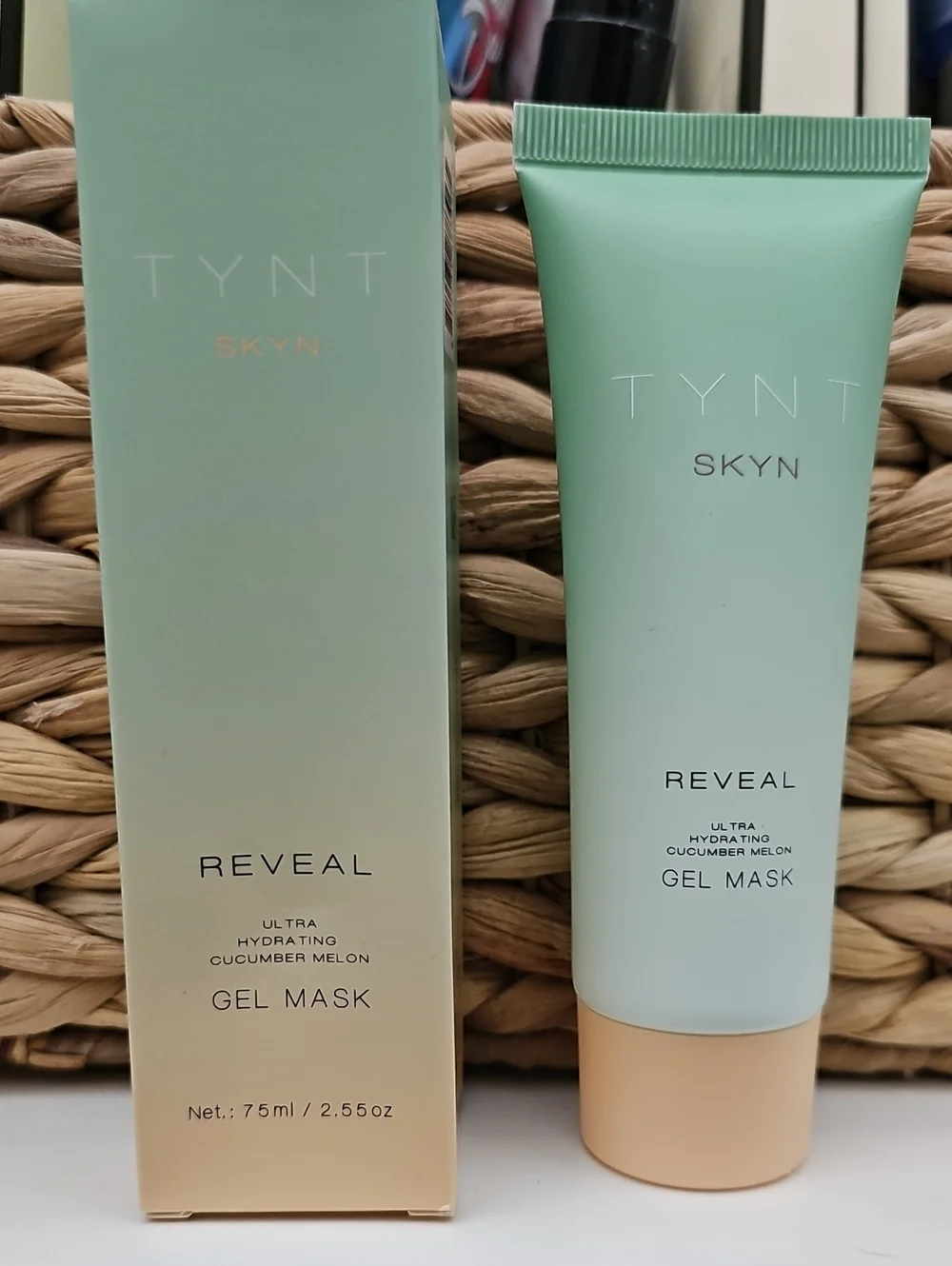 TYNT SKYN Reveal Ultra Hydrating Cucumber Melon Gel Mask